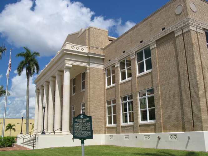 A Photo of the Charlotte County Court House