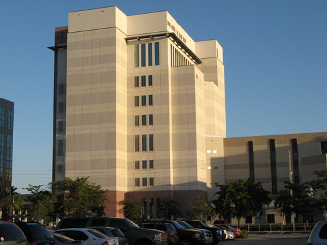 A Photo of the Lee County Court House
